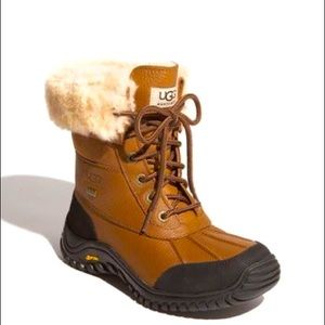 Worn UGG Women's Adirondack IIWaterproof Boots 6.5